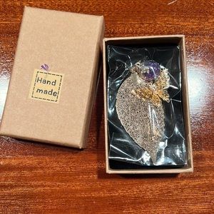 Toirxarn Metal Leaf Bookmark NIB